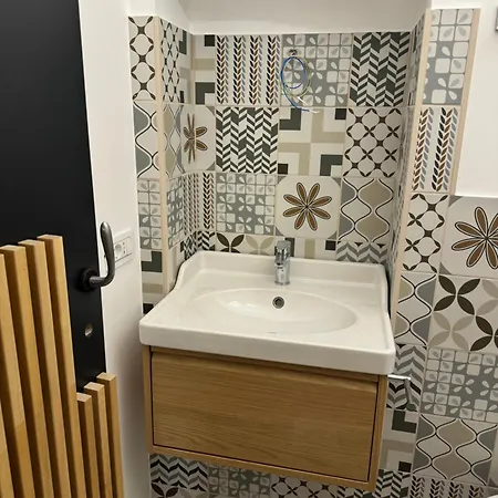 Arco Galera 63 アパート