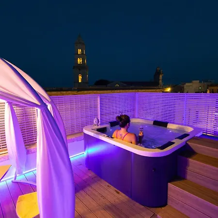 Arco Galera 63 アパート